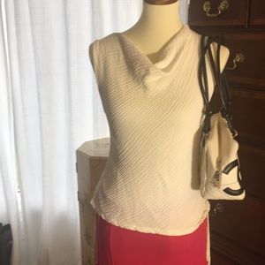 Cute versatile white top